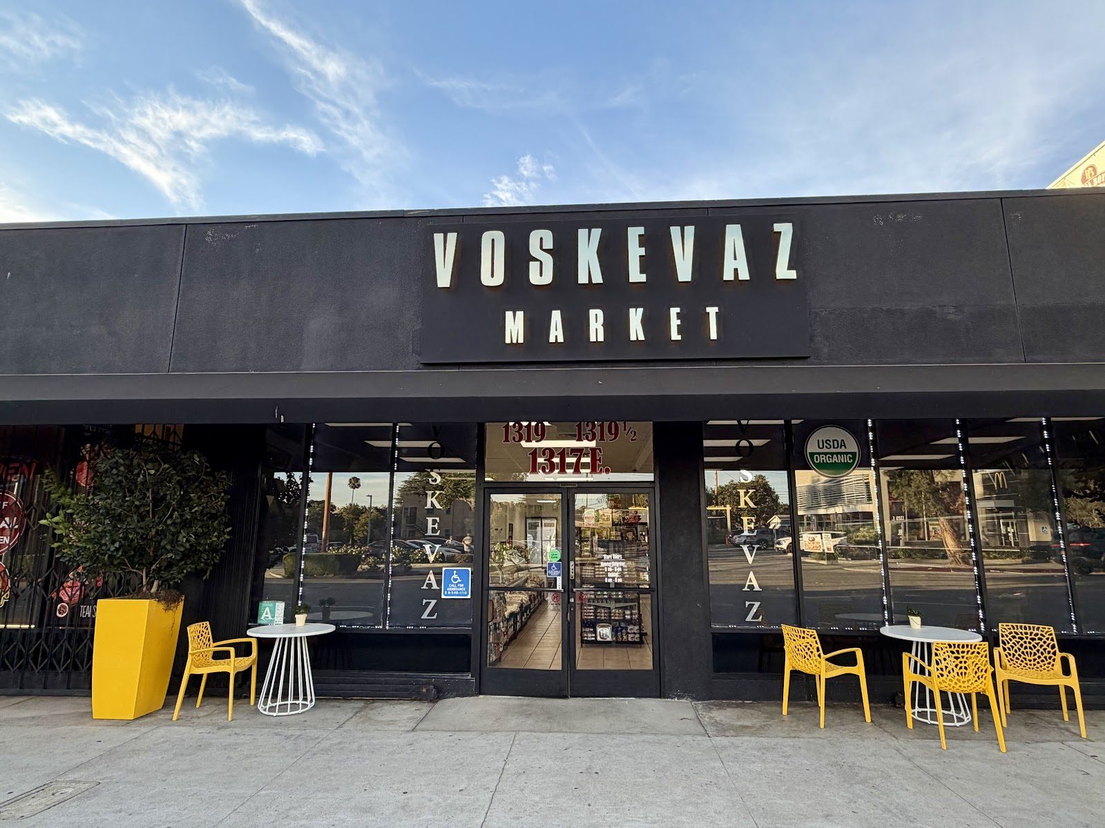 Voskevaz Market